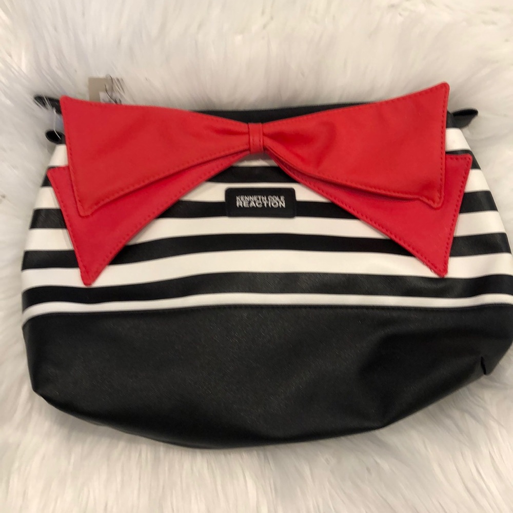 Kenneth Cole Reaction Large Tote Zip Case